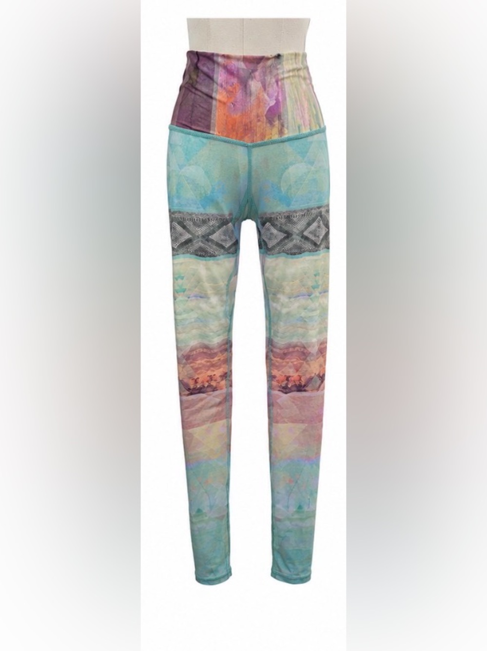 Teeki Tarot Magic Hot Pant Leggings Small Abstract Eco Lux Yoga Athleisure